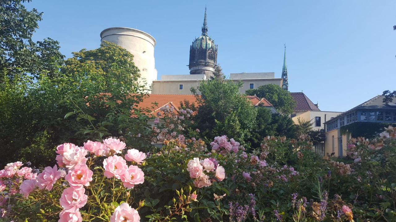 Apartamento Fewo "Seerose" Am Stadtpark Wittenberg Exterior foto